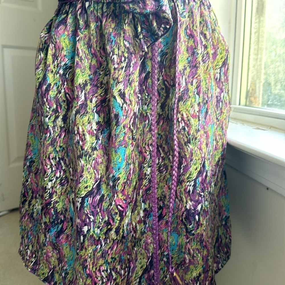 Sleeveless Dress - Picture 2 of 6